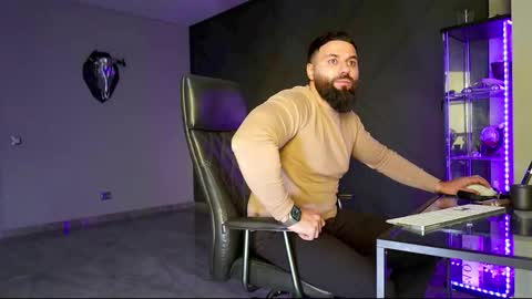 Matthew .. for short call me Matt online show from 03.04.25