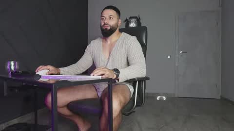 Matthew .. for short call me Matt online show from 10.17.25