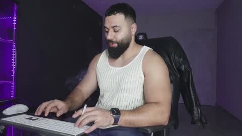 Snapshot of glennmasters chatting on 02.03.26 Matthew .. for short call me Matt online show from 02.03.26