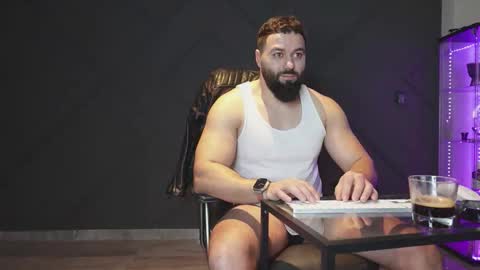 Snapshot of glennmasters chatting on 02.24.26 Matthew .. for short call me Matt online show from 02.24.26