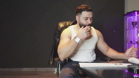 Snapshot of glennmasters chatting on 02.27.26 Matthew .. for short call me Matt online show from 02.27.26