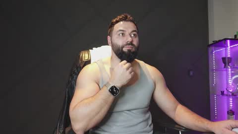 Snapshot of glennmasters chatting on 03.02.26 Matthew .. for short call me Matt online show from 03.02.26