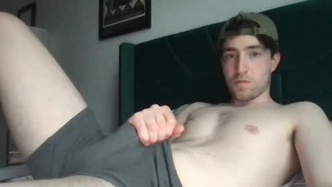 Snapshot of gliss55 chatting on 05.14.26 Gliss online show from 05.14.26