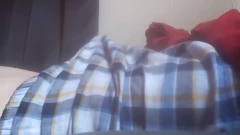 Snapshot of glitchingglob chatting on 10.02.25 glitchingglob online show from 10.02.25