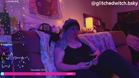 Snapshot of glitchwitch chatting on 12.18.24 Glitch online show from 12.18.24
