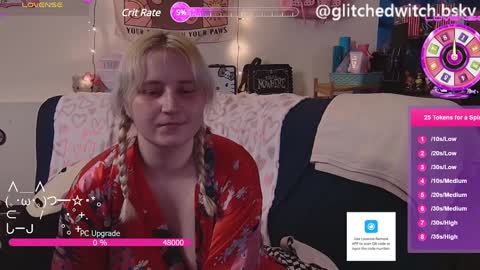 Snapshot of glitchwitch chatting on 01.29.25 Glitch online show from 01.29.25