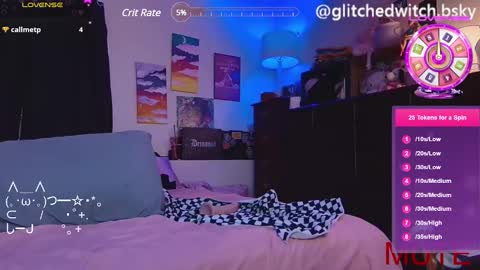 Snapshot of glitchwitch chatting on 02.28.25 Glitch online show from 02.28.25