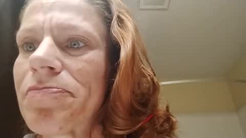 Snapshot of glizzy4u chatting on 09.26.25 glizzy4u online show from 09.26.25