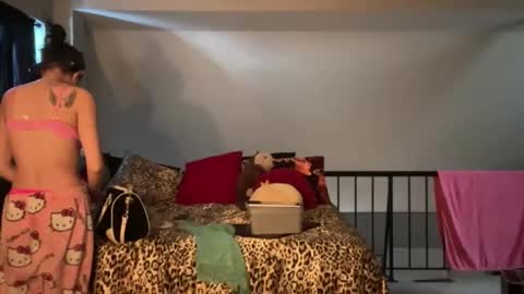 Snapshot of globberton chatting on 02.07.26 Baby Bimbo online show from 02.07.26