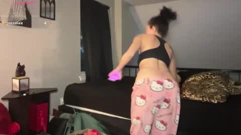 Snapshot of globberton chatting on 02.28.26 Baby Bimbo online show from 02.28.26