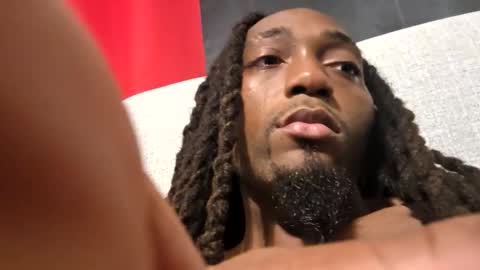 glomightyj online show from 12.15.25