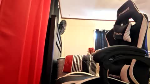 Snapshot of glomightyj chatting on 07.19.26 glomightyj online show from 07.19.26