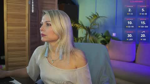 Gloria online show from 10.17.25