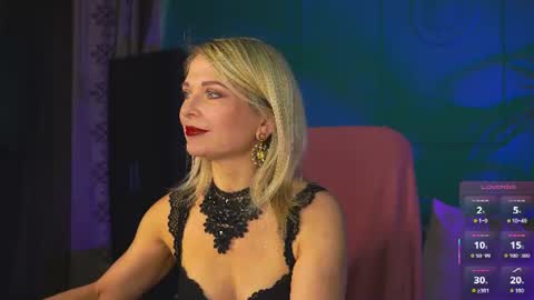Snapshot of gloria_lovely chatting on 06.23.26 Gloria online show from 06.23.26