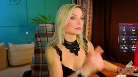 Snapshot of gloria_lovely chatting on 07.14.26 Gloria online show from 07.14.26