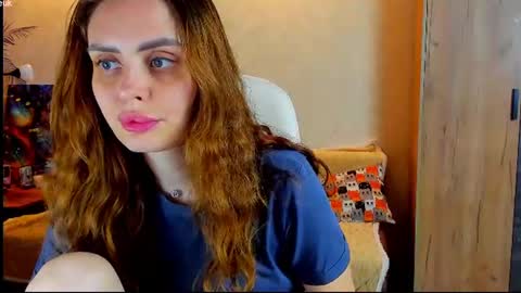 Snapshot of gloria_wood chatting on 07.24.26 Gloria Wood online show from 07.24.26