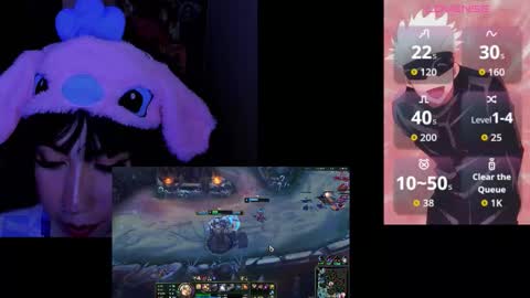 Snapshot of gloriette__ chatting on 11.29.25 LALISA online show from 11.29.25