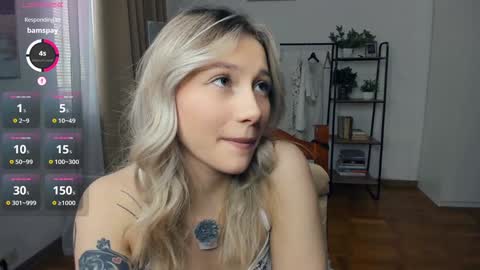 Snapshot of glossybabe_ chatting on 02.01.26 Cherry online show from 02.01.26