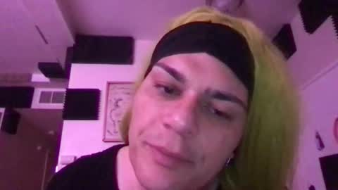 Glow Goddess online show from 12.22.25