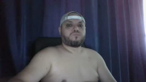 Snapshot of glusgan chatting on 07.17.26 Your boy online show from 07.17.26