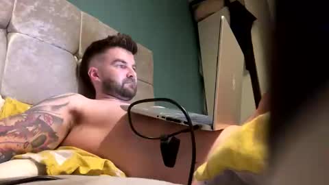 gmangee11 online show from 02.28.25