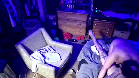 Snapshot of gnasty83 chatting on 02.11.25 gnasty83 online show from 02.11.25