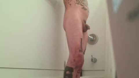 Snapshot of gnasty83 chatting on 10.04.25 gnasty83 online show from 10.04.25
