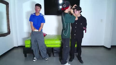 THOMAS AND DAMIAND online show from 10.28.25