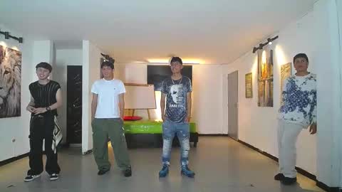 THOMAS AND DAMIAND online show from 12.05.25