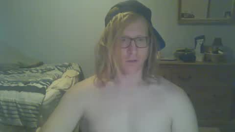 Snapshot of gnger31foru chatting on 12.17.24 Steven Meadow online show from 12.17.24