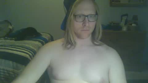 Snapshot of gnger31foru chatting on 12.27.24 Steven Meadow online show from 12.27.24