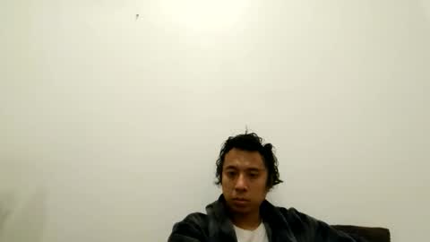 Snapshot of gnik8124 chatting on 05.16.26 gnik8124 online show from 05.16.26