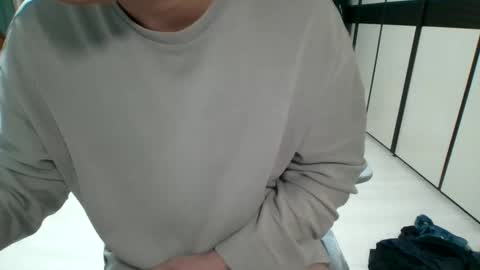 Snapshot of gnyeon chatting on 01.03.25 korboy online show from 01.03.25