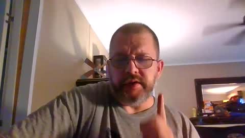 Snapshot of gobey33 chatting on 09.17.25 IDKIDCIDGAF online show from 09.17.25