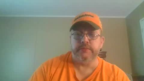 Snapshot of gobey33 chatting on 04.25.26 IDKIDCIDGAF online show from 04.25.26