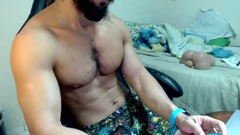 Snapshot of god_hunkules chatting on 10.16.25 god hunkules online show from 10.16.25