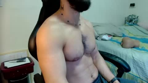 Snapshot of god_hunkules chatting on 07.19.26 god hunkules online show from 07.19.26