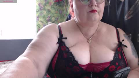 Snapshot of goddess57 chatting on 01.30.25 Goddess online show from 01.30.25