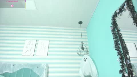 Goddess Kianna  online show from 10.30.25