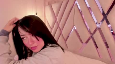 M A R T I N A  online show from 02.25.26