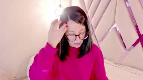 M A R T I N A  online show from 05.20.26
