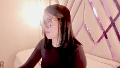 M A R T I N A  online show from 05.21.26