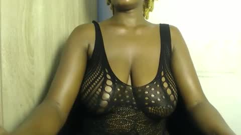 Snapshot of goddess_mellissa chatting on 05.09.26 mellissa online show from 05.09.26