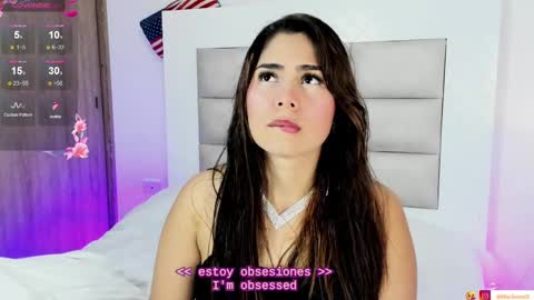 Mia online show from 09.10.25