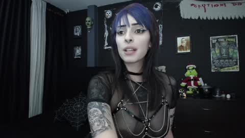 Snapshot of goddess_mortem chatting on 01.04.25 Mortem model independientfollow me on my telegram channel online show from 01.04.25