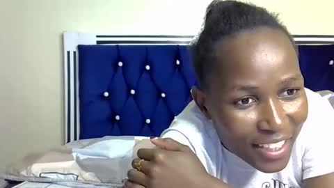 Snapshot of goddess_nanaya chatting on 09.21.25 Goddess nanaya online show from 09.21.25