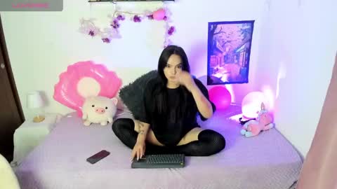 Snapshot of goddess_of_the_moon chatting on 05.03.26 Andreas Moon online show from 05.03.26