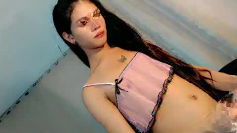 Snapshot of goddess_riana chatting on 11.05.25 YOUR GODDESS RIAN online show from 11.05.25