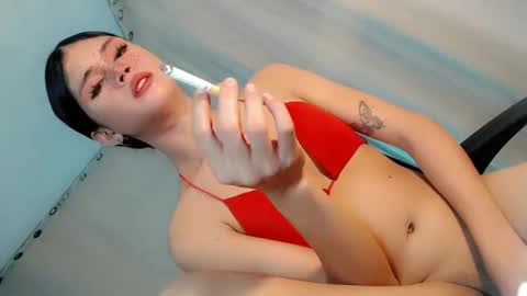 Snapshot of goddess_riana chatting on 11.11.25 YOUR GODDESS RIAN online show from 11.11.25