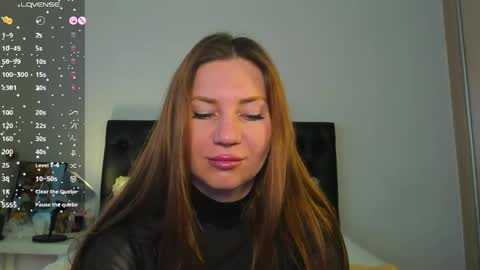 Snapshot of goddess_squirt_ chatting on 04.22.26 Katrin online show from 04.22.26
